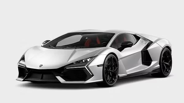 Lamborghini Revuelto