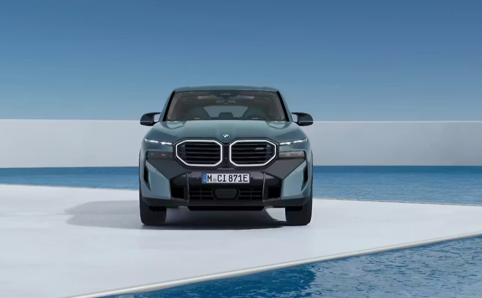 BMW XM