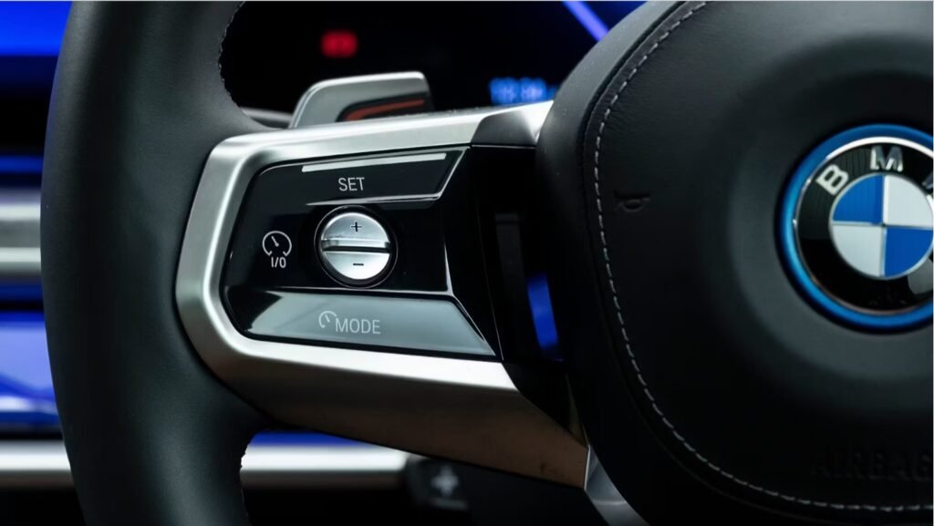 BMW i7