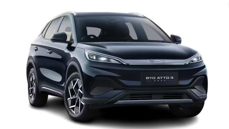 Atto 3 Right Front Three Quarter