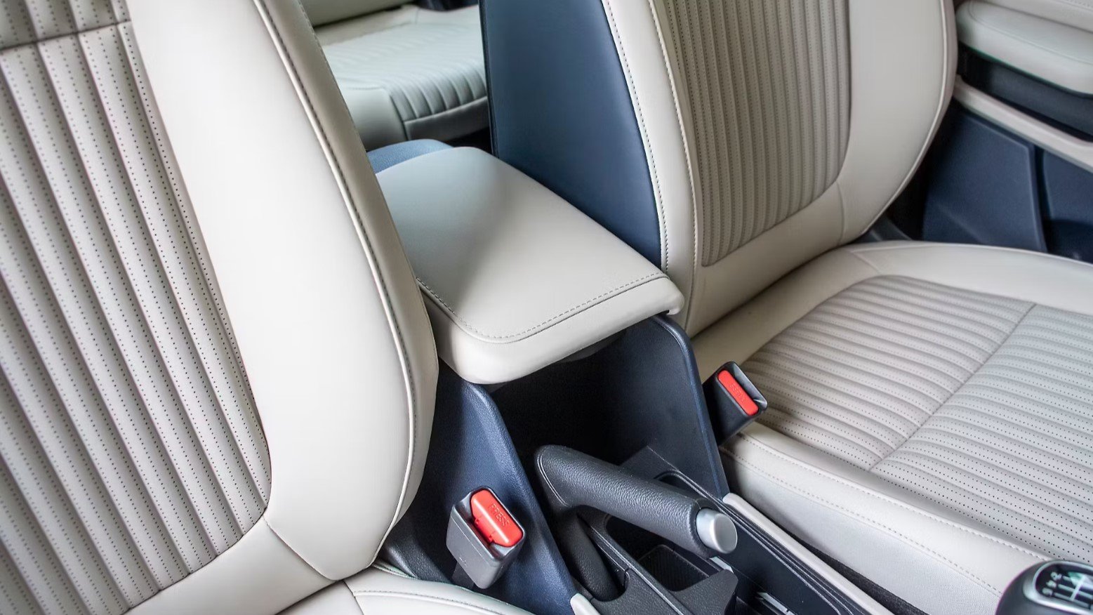 Kia Carens Clavis