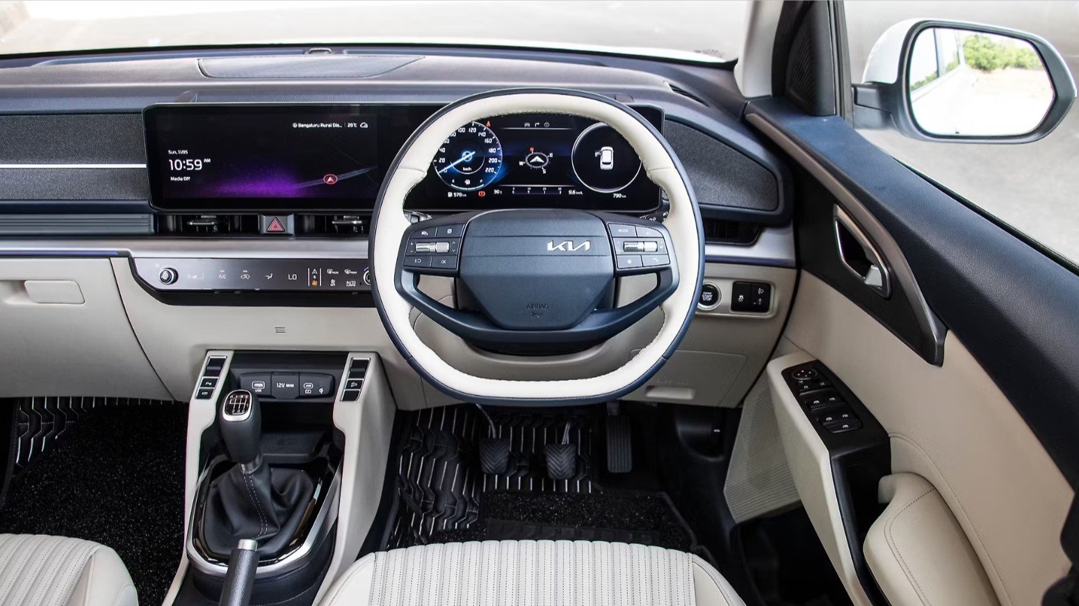 Kia Carens Clavis