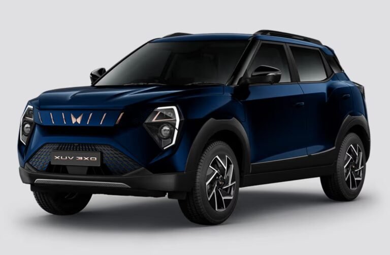 Mahindra XUV 3XO EV Left Front Three Quarter Image