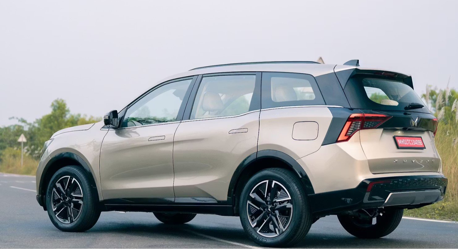 Mahindra XUV 7XO