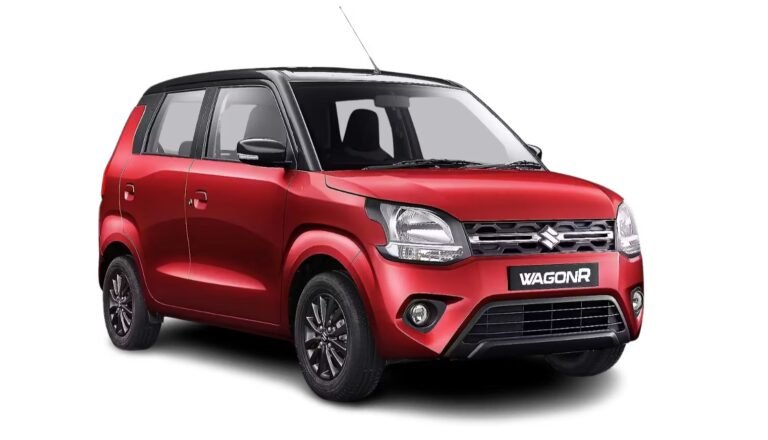 Maruti Suzuki Wagon R Right Front Three Quarter Image