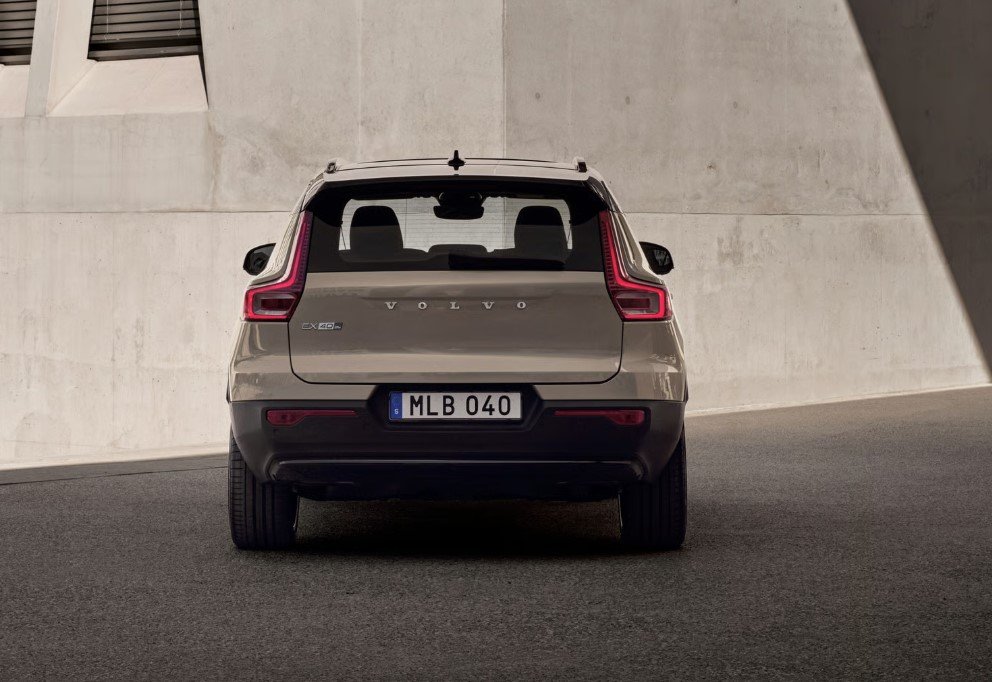 Volvo EX40