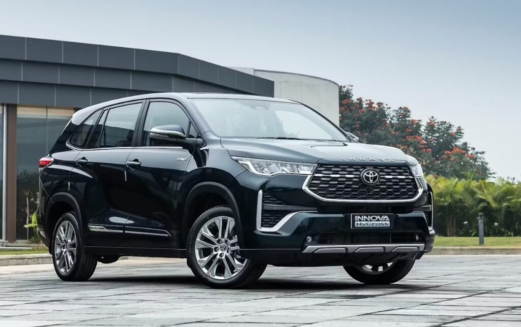 Innova Hycross Facelift