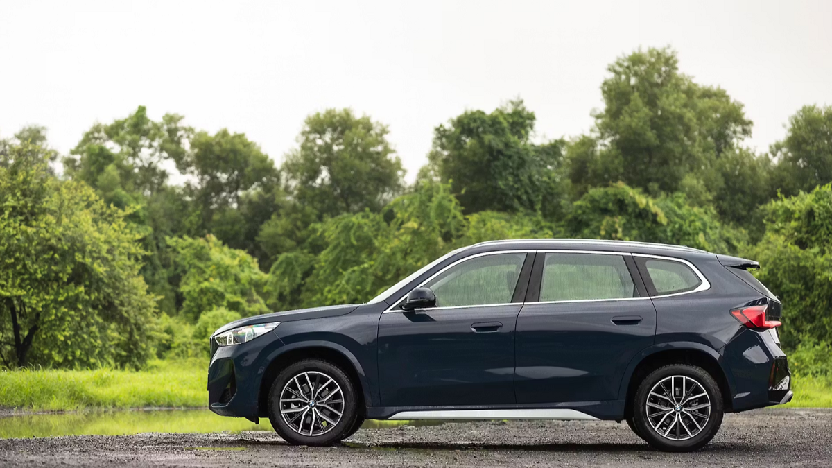 BMW X1 LWB