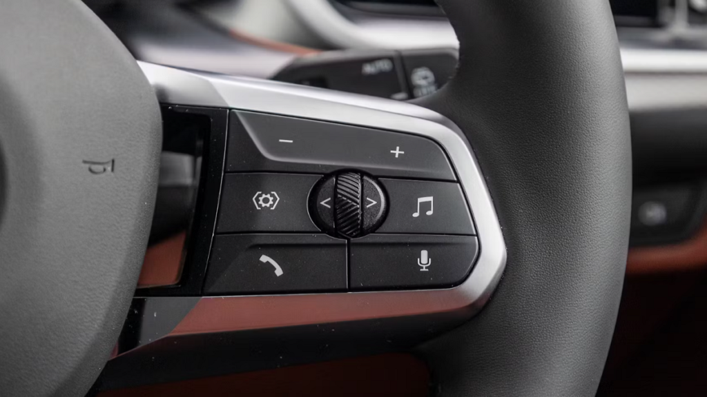 BMW X1 LWB